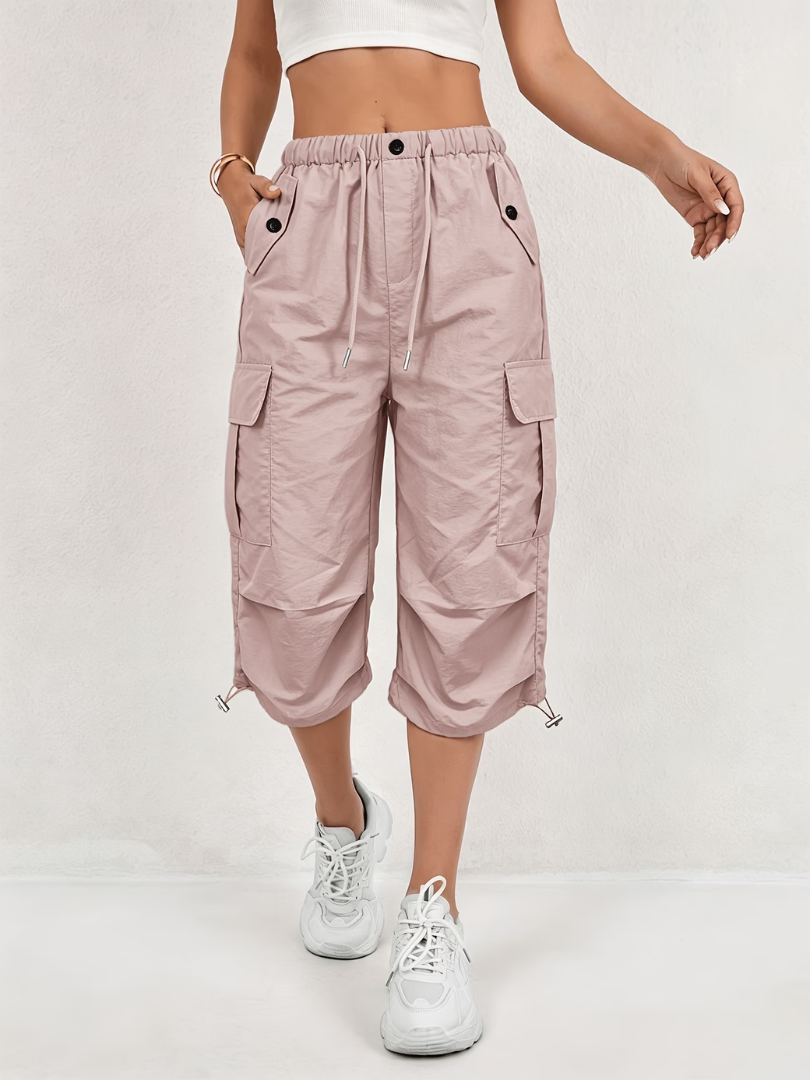 Pantalón cargo capri ligero y elástico