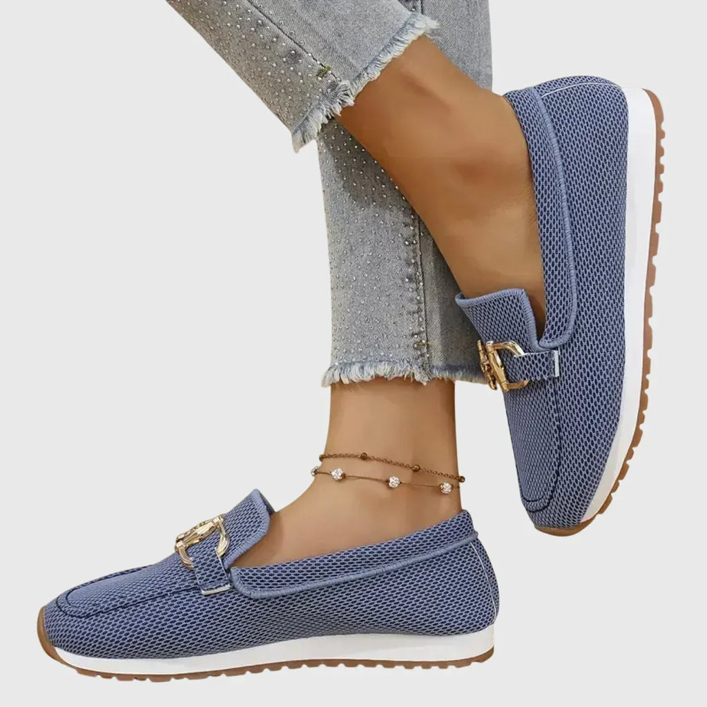 Camellia | Mocasín Deportivo con Hebilla Dorada