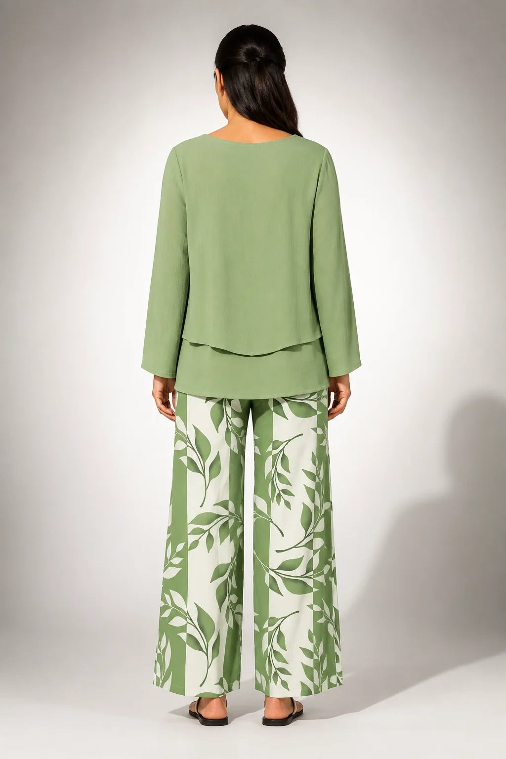 Esperanza | Conjunto Verde con Pantalón de Hojas