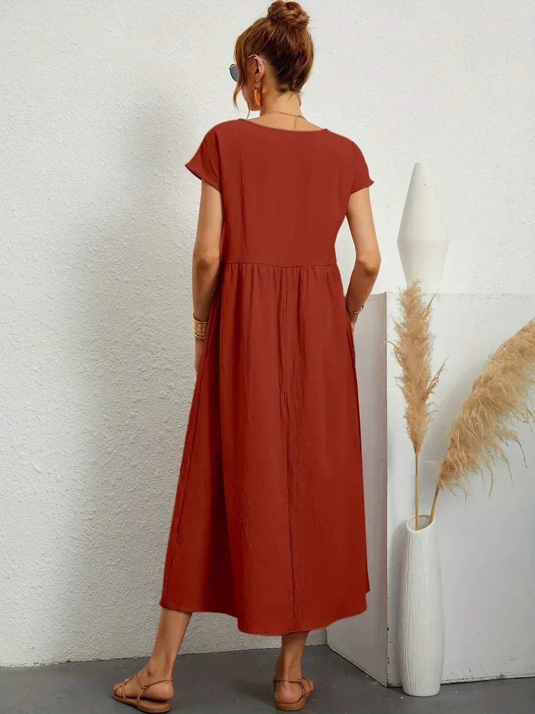 Gabriela | Vestido midi fluido con una elegancia atemporal