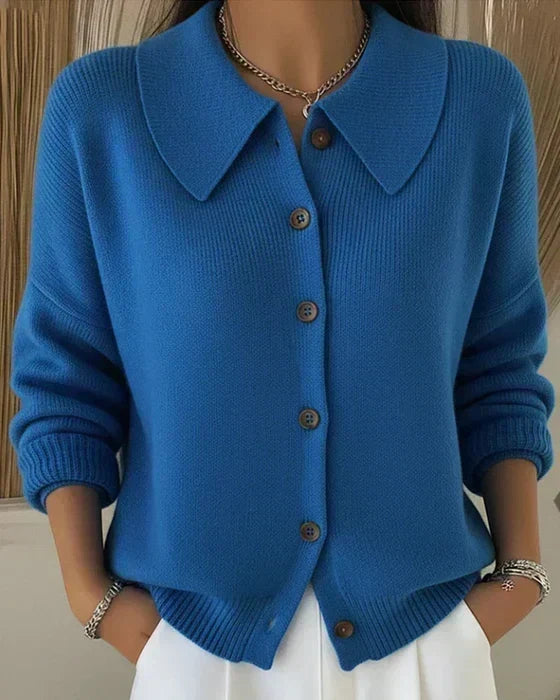 Cristina | Chaqueta de Punto con Cuello Camisero