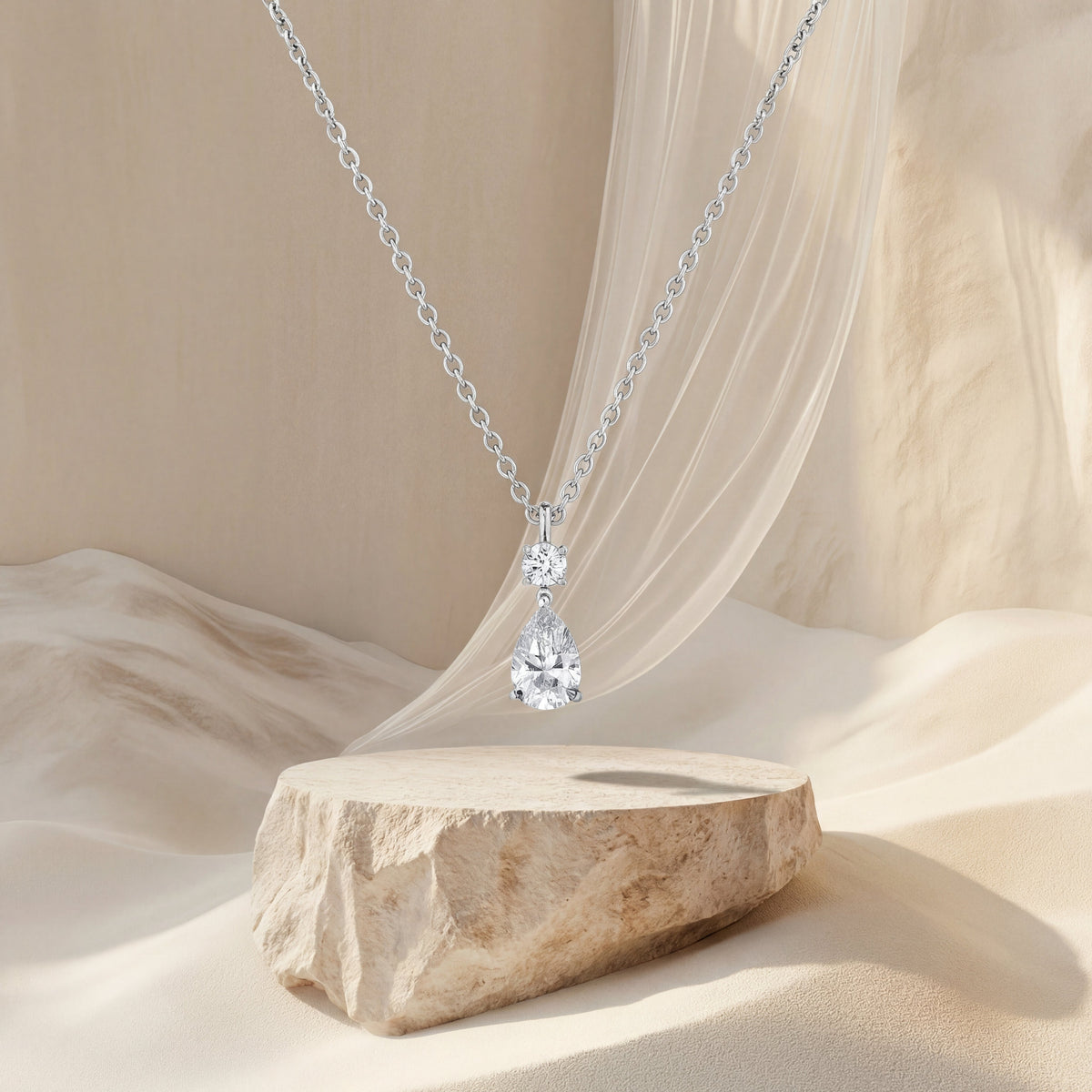 Victoria | Collar Gota Elegante
