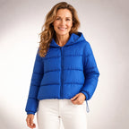 Aída | Chaqueta con capucha moderna y versátil