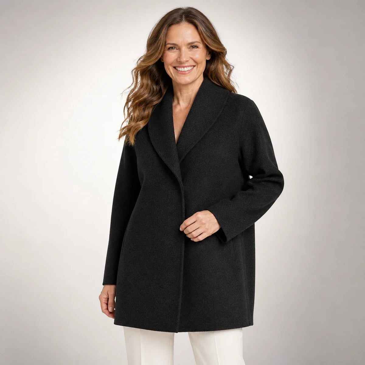 Emelina | Abrigo Fluido y Elegante