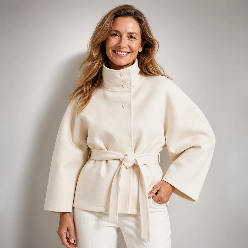 Cayetana | Capa elegante con cintura ajustable