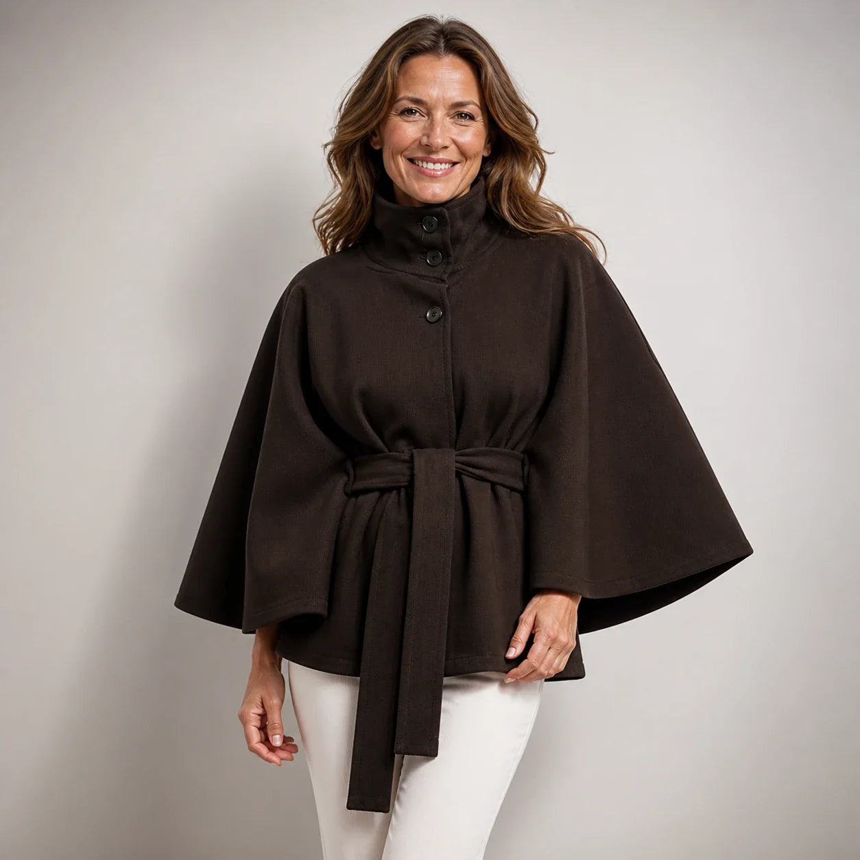 Cayetana | Capa elegante con cintura ajustable