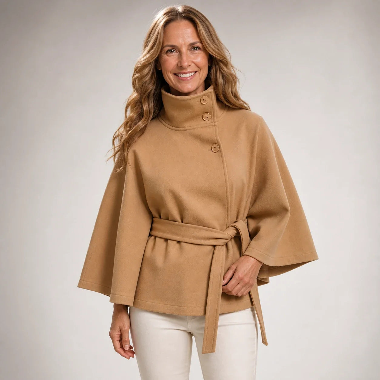 Cayetana | Capa elegante con cintura ajustable