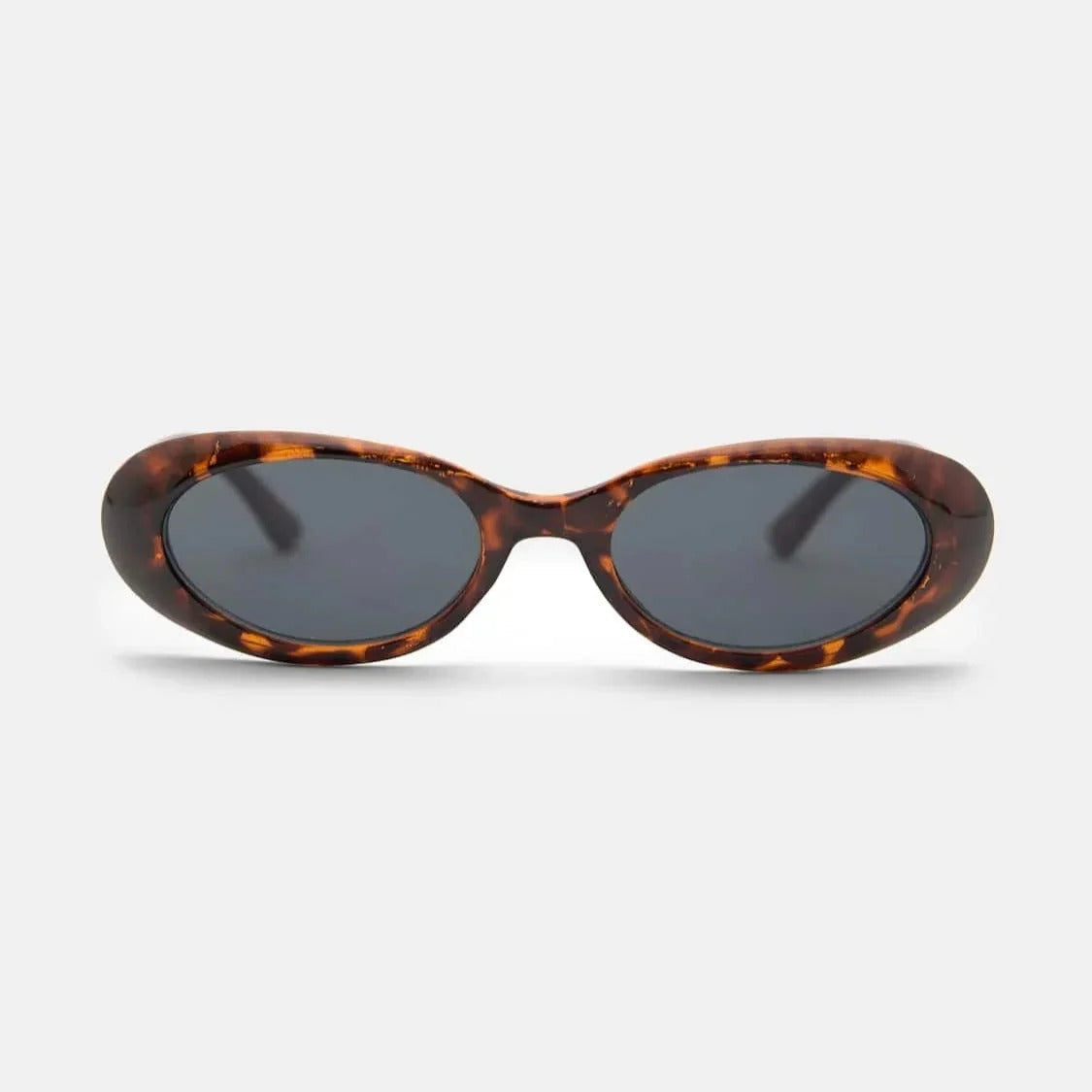 Gafas de sol retro ovaladas mujer – lentes negras UV400 estilo vintage