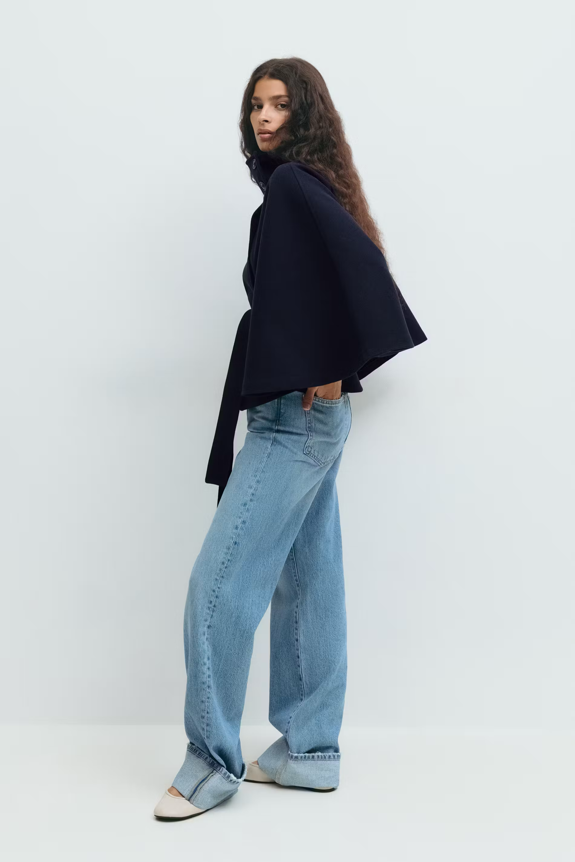 Cayetana | Capa elegante con cintura ajustable