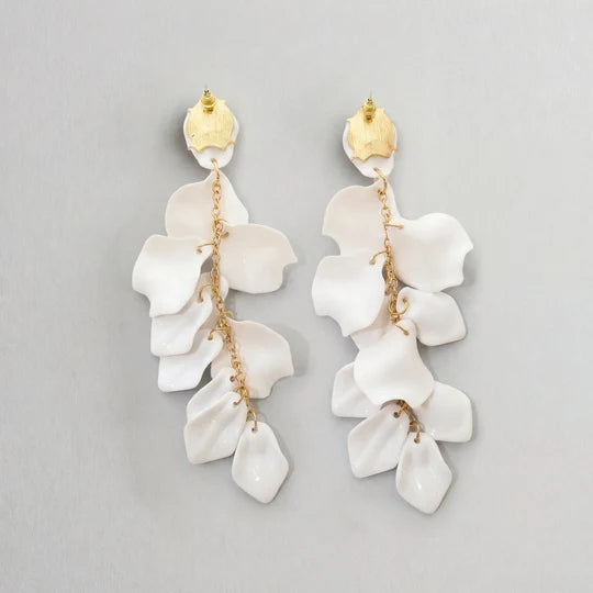 Pendientes de Gotas con Pétalos de Orquídea