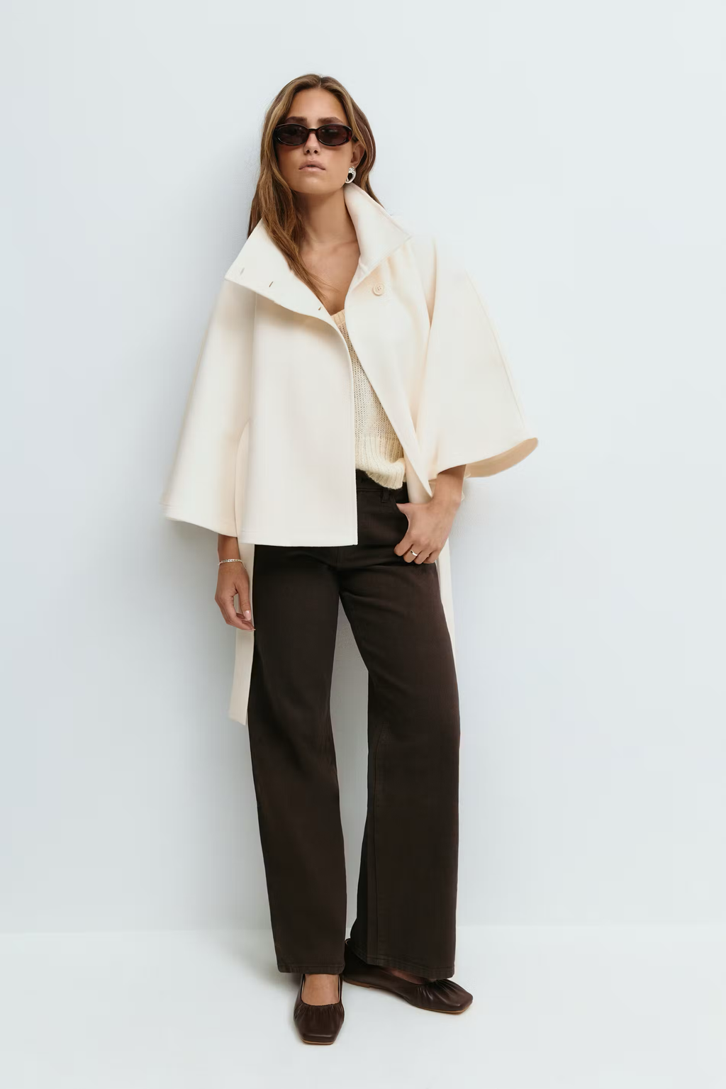Cayetana | Capa elegante con cintura ajustable