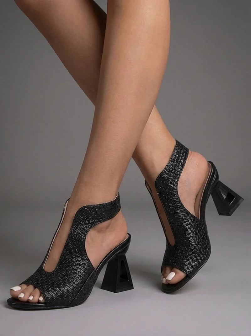 Victoria | Elegantes sandalias trenzadas